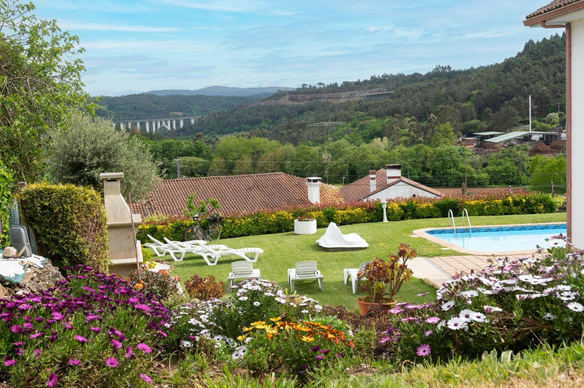 Casa Tarrio Con Piscina - Santiago De Compostela Βίλα Boqueixon Εξωτερικό φωτογραφία