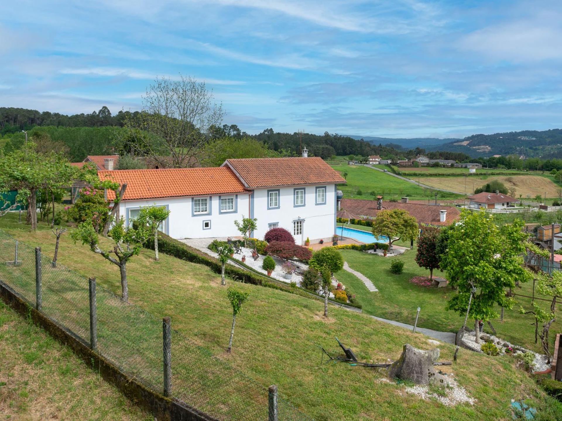 Casa Tarrio Con Piscina - Santiago De Compostela Βίλα Boqueixon Εξωτερικό φωτογραφία