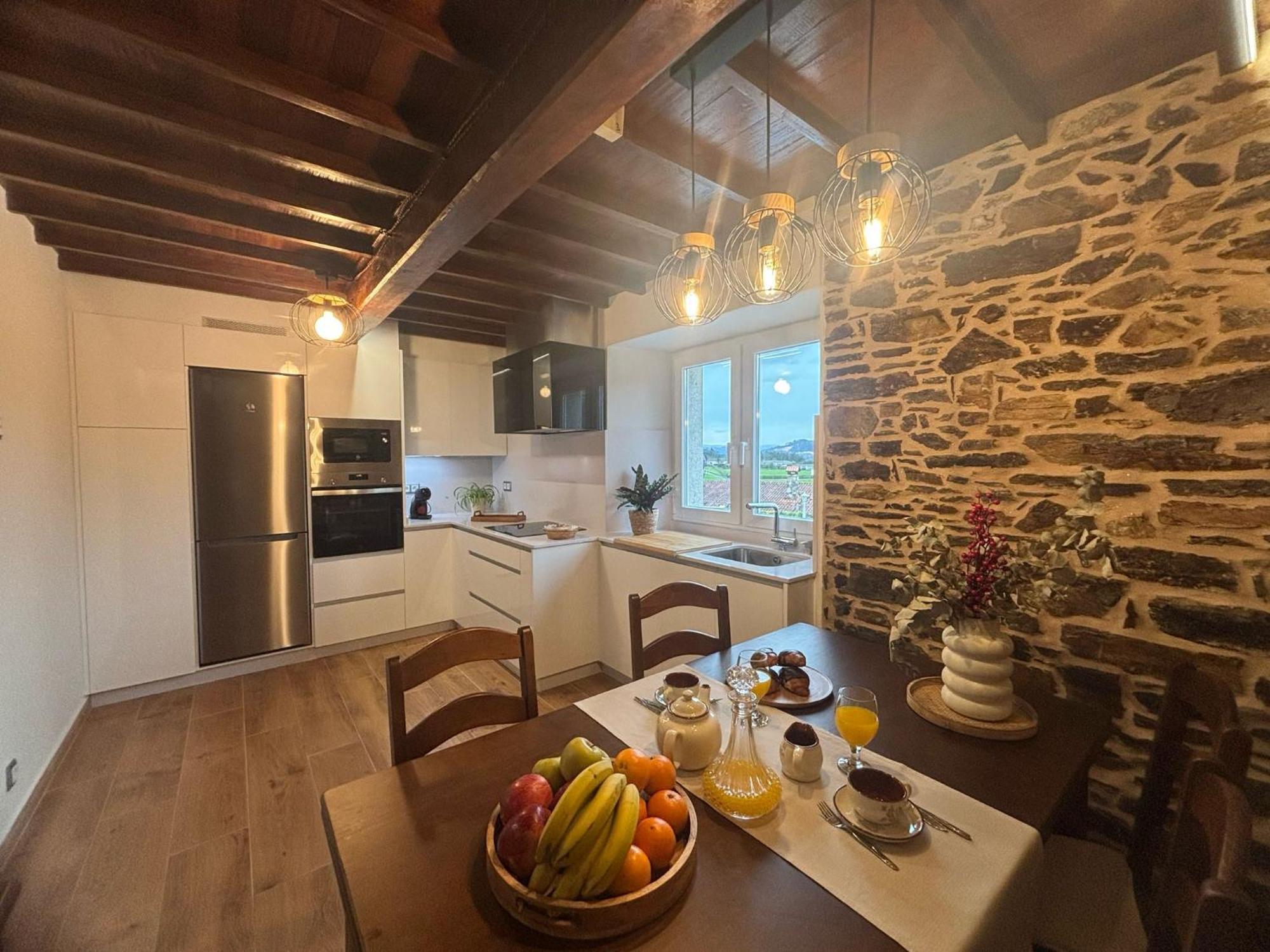 Casa Tarrio Con Piscina - Santiago De Compostela Βίλα Boqueixon Εξωτερικό φωτογραφία